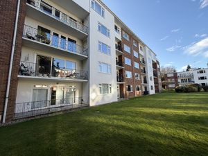 Photo 16- click for photo gallery